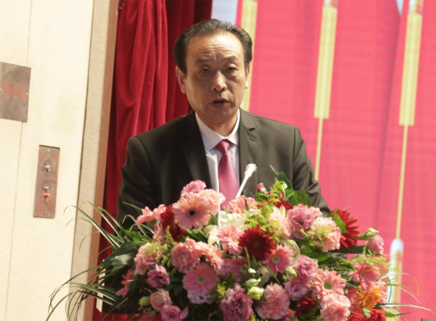 徐州寶潤實業(yè)集團第一屆黨委班子選舉大會---寶潤實業(yè)集團黨委常委、紀委副書記鄭軍同志作紀委工作報告